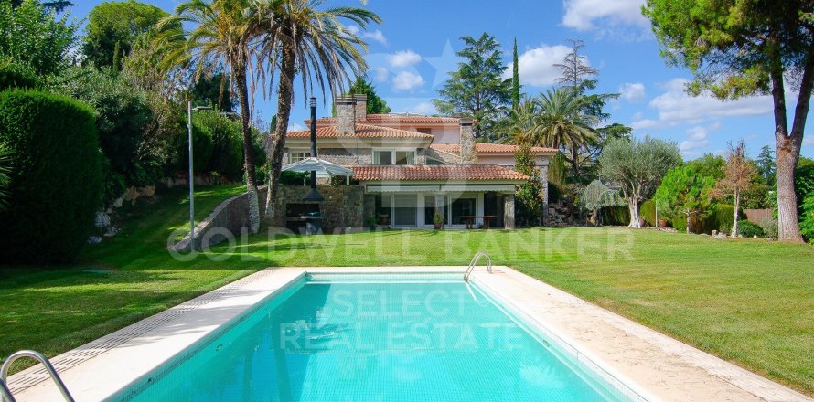 6 bedrooms house for sale in Cerdanyola Del Valles, Barcelona, Catalonia, Spain № 7977