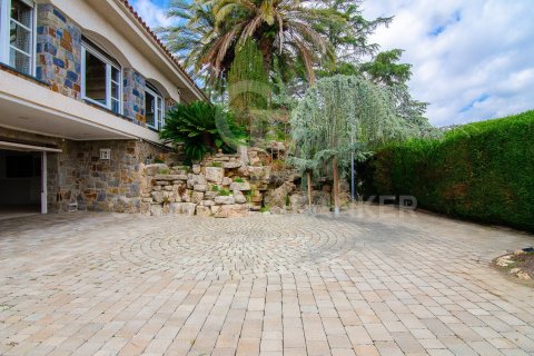 6 bedrooms house for sale in Cerdanyola Del Valles, Barcelona, Catalonia, Spain № 7977 - photo 17