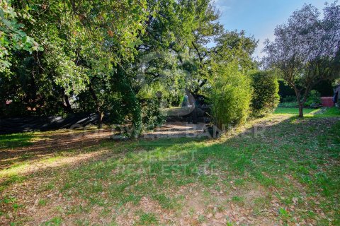 Parcela de 1400 m² en venta en Cerdanyola del Vallès, Barcelona, Cataluña, Spain № 7973
