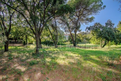 Parcela de 1400 m² en venta en Cerdanyola del Vallès, Barcelona, Cataluña, Spain № 7973 - foto 3