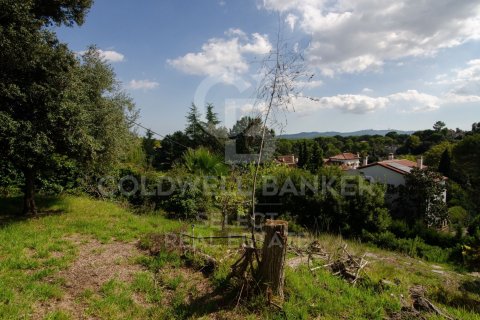 Parcela de 1001 m² en venta en Cerdanyola del Vallès, Barcelona, Cataluña, Spain № 7976 - foto 4
