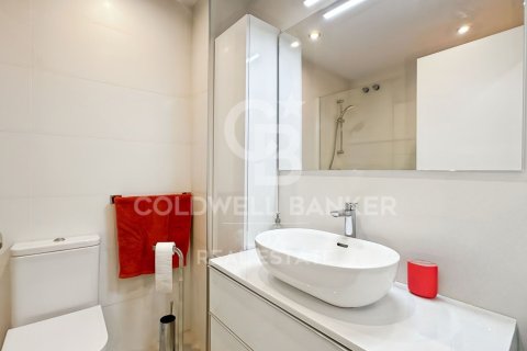 Dúplex de 4 dormitorios en venta en L'Escala, Gerona, Cataluña, Spain № 5569 - foto 11