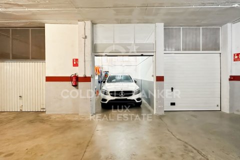 Dúplex de 4 dormitorios en venta en L'Escala, Gerona, Cataluña, Spain № 5569 - foto 3