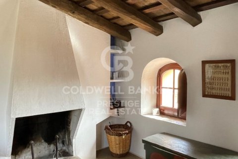 Сasa de 18 dormitorios en venta en Vilanova i la Geltrú, Barcelona, Cataluña, Spain № 6078 - foto 18