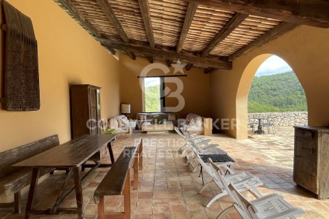 Сasa de 18 dormitorios en venta en Vilanova i la Geltrú, Barcelona, Cataluña, Spain № 6078 - foto 8