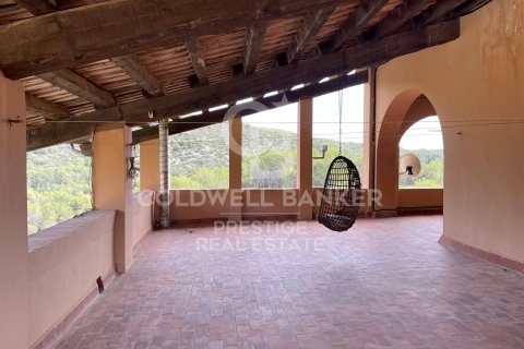 Сasa de 18 dormitorios en venta en Vilanova i la Geltrú, Barcelona, Cataluña, Spain № 6078 - foto 23