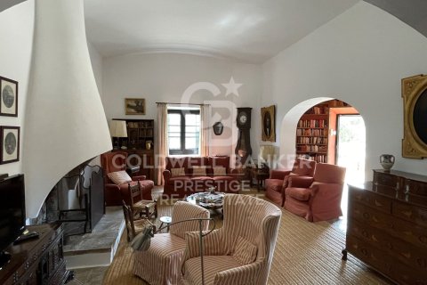 Сasa de 18 dormitorios en venta en Vilanova i la Geltrú, Barcelona, Cataluña, Spain № 6078 - foto 17