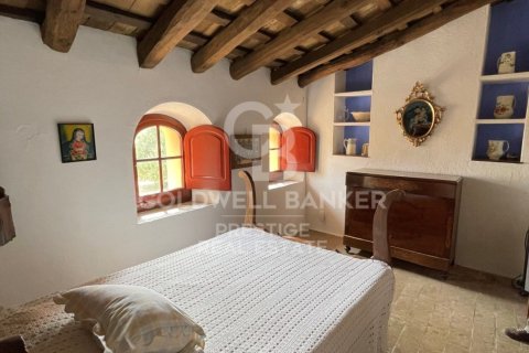 Сasa de 18 dormitorios en venta en Vilanova i la Geltrú, Barcelona, Cataluña, Spain № 6078 - foto 20