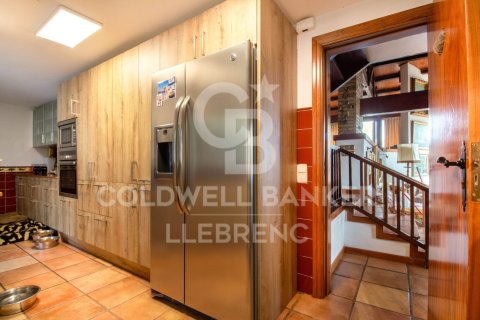 Сasa de 6 dormitorios en venta en Barcelona, Cataluña, Spain № 6083 - foto 22