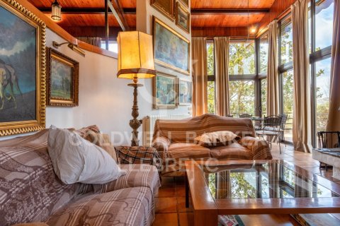 Сasa de 6 dormitorios en venta en Barcelona, Cataluña, Spain № 6083 - foto 3