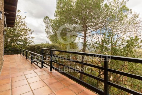 Сasa de 6 dormitorios en venta en Barcelona, Cataluña, Spain № 6083 - foto 19