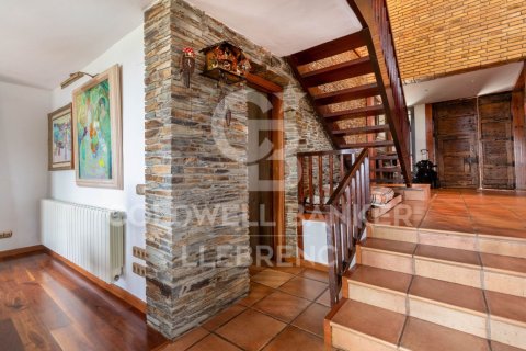 Сasa de 6 dormitorios en venta en Barcelona, Cataluña, Spain № 6083 - foto 13