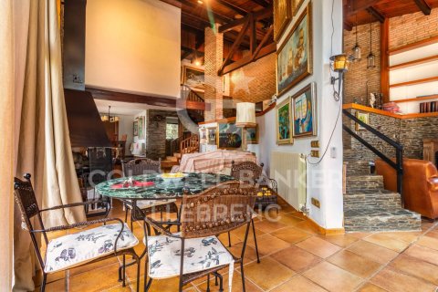Сasa de 6 dormitorios en venta en Barcelona, Cataluña, Spain № 6083 - foto 8
