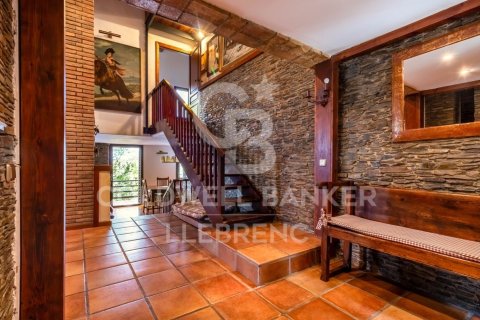 Сasa de 6 dormitorios en venta en Barcelona, Cataluña, Spain № 6083 - foto 14