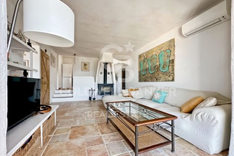 Сasa de 2 dormitorios en venta en L'Escala, Gerona, Cataluña, Spain № 5394 - foto 5