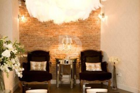 Propiedad comercial de 69 m² en venta en Ciudad Vieja, Barcelona, Cataluña, Spain № 5207