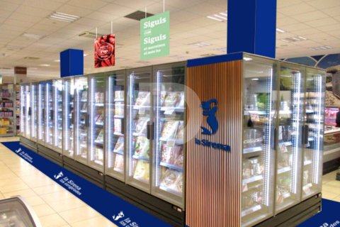 Tienda al por menor de 211 m² en venta en Barcelona, Cataluña, Spain № 5205 - foto 2