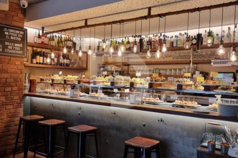 Cafetería / restaurante de 64 m² en venta en Sants-Montjuïc, Barcelona, Cataluña, Spain № 5209 - foto 5