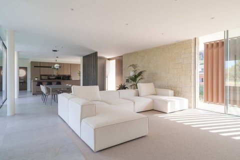 Сasa de 4 dormitorios en venta en Cataluña, Spain № 6251 - foto 16