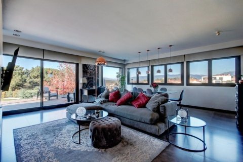Сasa de 4 dormitorios en venta en Cataluña, Spain № 6252 - foto 24
