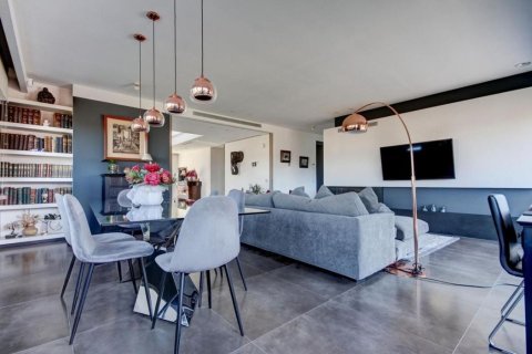 Сasa de 4 dormitorios en venta en Cataluña, Spain № 6252 - foto 25