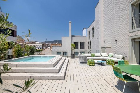 Apartamento de 3 dormitorios en venta en Barcelona, Cataluña, Spain № 6776