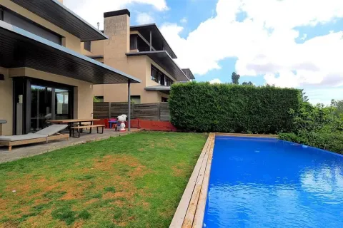 Сasa de 7 dormitorios en venta en Barcelona, Cataluña, Spain № 1726 - foto 2