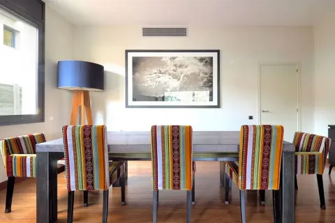 Сasa de 7 dormitorios en venta en Barcelona, Cataluña, Spain № 1726 - foto 14