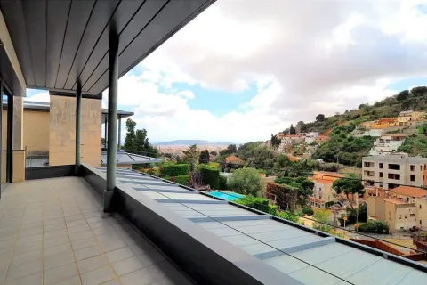 Сasa de 7 dormitorios en venta en Barcelona, Cataluña, Spain № 1726 - foto 22