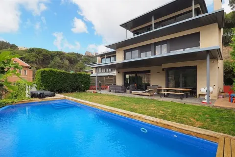 Сasa de 7 dormitorios en venta en Barcelona, Cataluña, Spain № 1726