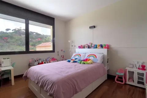 Сasa de 7 dormitorios en venta en Barcelona, Cataluña, Spain № 1726 - foto 25