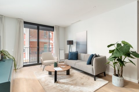 Apartamento de 4 dormitorios en venta en Barcelona, Cataluña, Spain № 1731 - foto 19