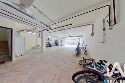 Сasa de 6 dormitorios en venta en Cambrils, Tarragona, Cataluña, Spain № 4713 - foto 16