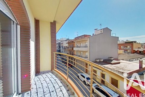 Сasa de 4 dormitorios en venta en Cubelles, Barcelona, Cataluña, Spain № 4712 - foto 18