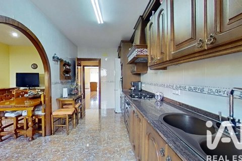 Сasa de 4 dormitorios en venta en Cubelles, Barcelona, Cataluña, Spain № 4712 - foto 6