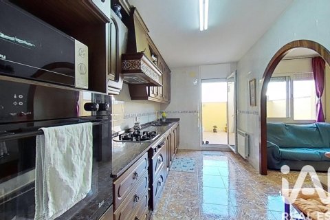 Сasa de 4 dormitorios en venta en Cubelles, Barcelona, Cataluña, Spain № 4712 - foto 5