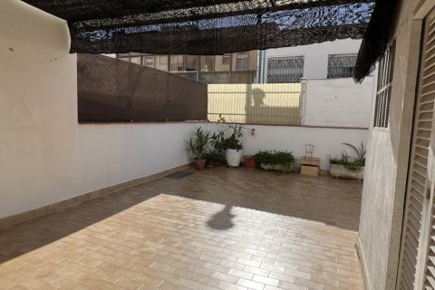 Casa adosada de 5 dormitorios en venta en Vilanova i la Geltrú, Barcelona, Cataluña, Spain № 4710 - foto 2