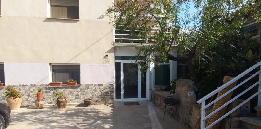 Propiedad comercial de 354 m² en venta en Tortosa, Tarragona, Cataluña, Spain № 4829