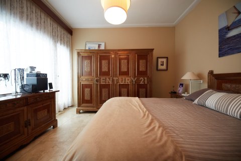 5 bedrooms house for sale in Vilanova i la Geltru, Barcelona, Catalonia, Spain № 6999 - photo 24