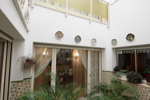 5 bedrooms house for sale in Vilanova i la Geltru, Barcelona, Catalonia, Spain № 6999 - photo 10