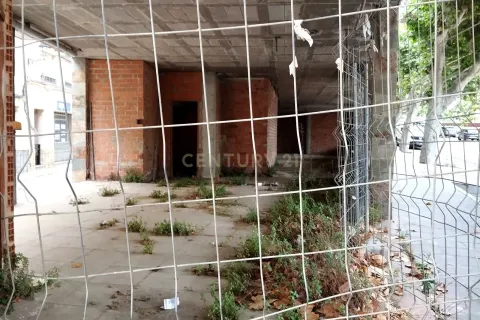 Propiedad comercial de 616 m² en venta en Arenys de Munt, Barcelona, Cataluña, Spain № 7005 - foto 9