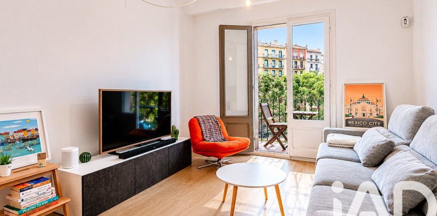 Apartamento de 2 dormitorios en venta en Barcelona, Cataluña, Spain № 7340