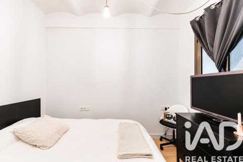 Apartamento de 2 dormitorios en venta en Barcelona, Cataluña, Spain № 7340 - foto 10