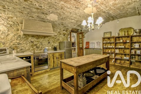 Сasa de 9 dormitorios en venta en Vilademuls, Gerona, Cataluña, Spain № 7341 - foto 18