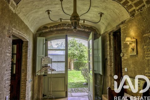 Сasa de 9 dormitorios en venta en Vilademuls, Gerona, Cataluña, Spain № 7341 - foto 5
