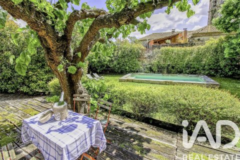 Сasa de 9 dormitorios en venta en Vilademuls, Gerona, Cataluña, Spain № 7341 - foto 24