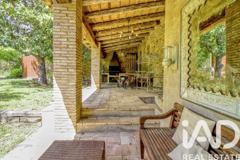 Сasa de 9 dormitorios en venta en Vilademuls, Gerona, Cataluña, Spain № 7341 - foto 7