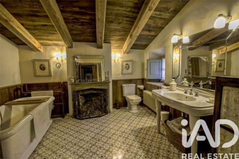 Сasa de 9 dormitorios en venta en Vilademuls, Gerona, Cataluña, Spain № 7341 - foto 20
