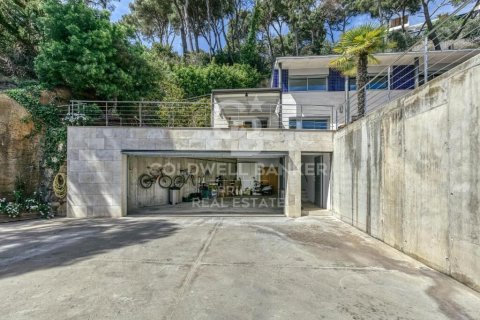 Купить дом в Палафружель, Испания с 5 спален, 375м², № 5856 - фото 5