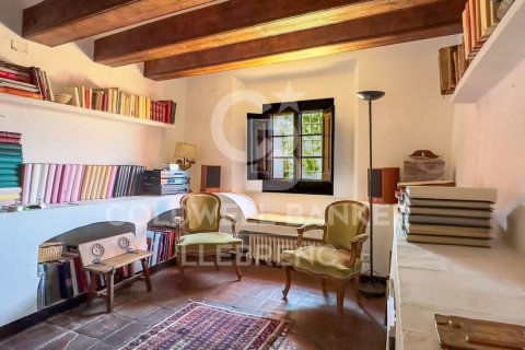 Сasa de 8 dormitorios en venta en Barcelona, Cataluña, Spain № 5860 - foto 16